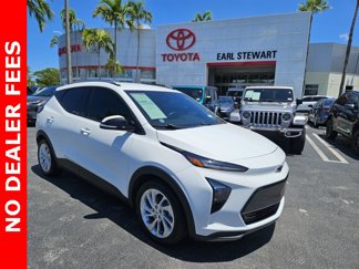 Used 2023 Chevrolet Bolt EUV LT w/ Driver Confidence Package image 1