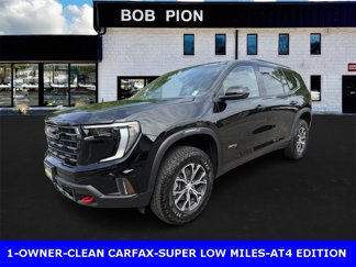 Used 2025 GMC Acadia AT4 w/ Luxury Package image 1