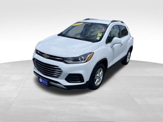 Used 2020 Chevrolet Trax LT w/ Driver Confidence Package image 1