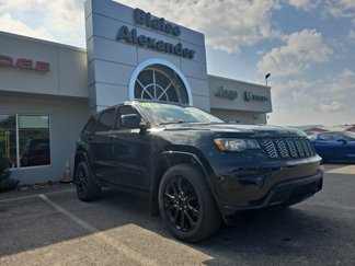 Used 2019 Jeep Grand Cherokee Altitude image 1