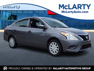 Used 2019 Nissan Versa S image 1
