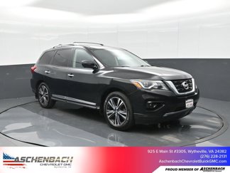 Used 2017 Nissan Pathfinder Platinum image 1