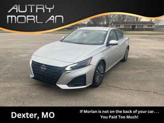 Used 2023 Nissan Altima 2.5 SV image 1