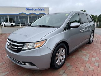 Used 2016 Honda Odyssey SE image 1