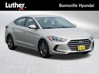 Used 2017 Hyundai Elantra SE image 1