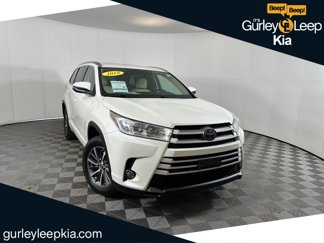 Used 2018 Toyota Highlander XLE image 1