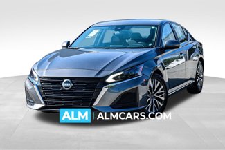 Used 2023 Nissan Altima 2.5 SV image 1