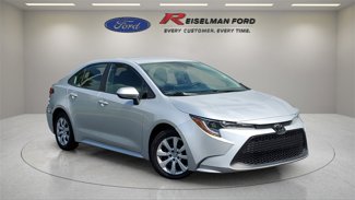 Used 2021 Toyota Corolla LE image 1