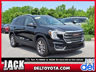 Used 2023 GMC Terrain SLT image 1