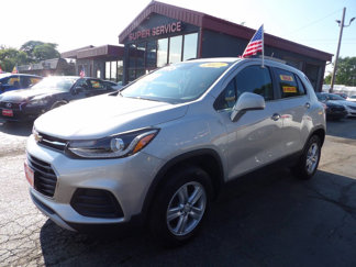 Used 2017 Chevrolet Trax LT w/ LT Convenience Package image 1