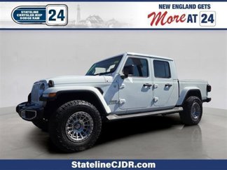 Used 2020 Jeep Gladiator Overland video 1