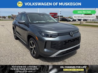 New 2025 Volkswagen Tiguan SE image 1