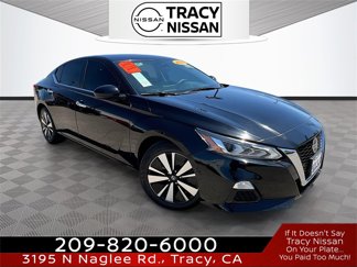 Used 2022 Nissan Altima 2.5 SV image 1