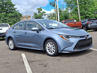 Used 2022 Toyota Corolla LE image 1