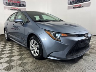 Used 2020 Toyota Corolla LE image 1