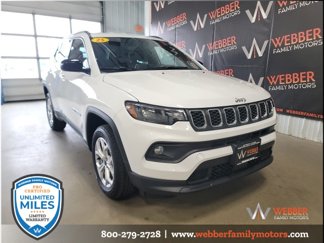 New 2025 Jeep Compass Latitude image 1