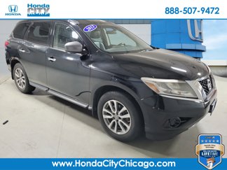Used 2013 Nissan Pathfinder SV image 1