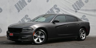 Used 2016 Dodge Charger SXT image 1
