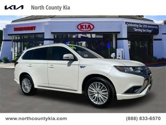 Used 2019 Mitsubishi Outlander SEL image 1
