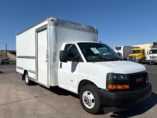 Used 2022 GMC Savana 3500 Extended w/ Power Convenience Package image 1