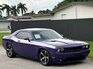 Used 2013 Dodge Challenger R/T image 1