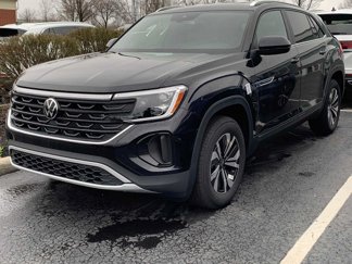 New 2025 Volkswagen Atlas Cross Sport SE image 1