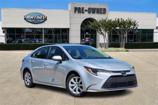 Used 2023 Toyota Corolla LE image 1