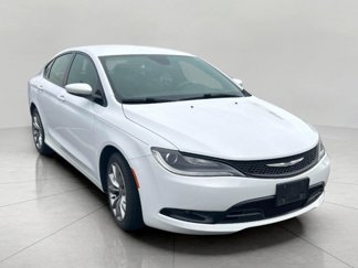 Used 2016 Chrysler 200 S w/ Comfort Group image 1