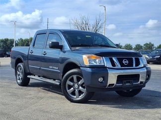 Used 2015 Nissan Titan SV w/ SV Value Truck Package image 1