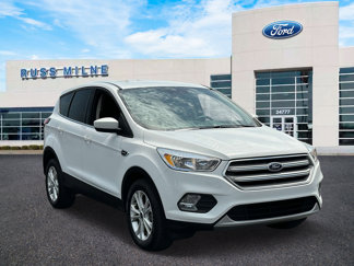 Used 2019 Ford Escape SE image 1
