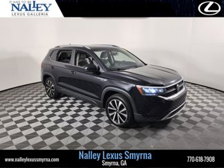 Used 2022 Volkswagen Taos SE w/ Panoramic Sunroof Package image 1