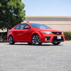 Used 2010 Kia Forte Koup SX image 1