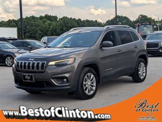 Used 2019 Jeep Cherokee Latitude Plus w/ Cold Weather Group image 1