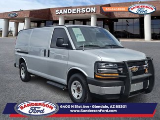Used 2017 Chevrolet Express 3500 image 1