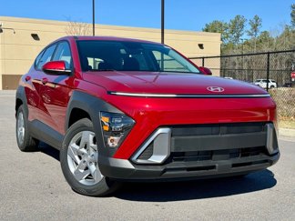 Used 2025 Hyundai Kona SE image 1