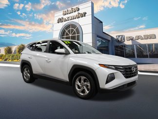 Used 2022 Hyundai Tucson SE image 1