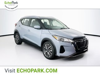 Used 2023 Nissan Kicks SV image 1