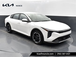 New 2025 Kia K4 EX image 1