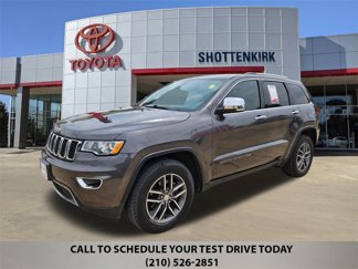 Used 2018 Jeep Grand Cherokee Limited image 1