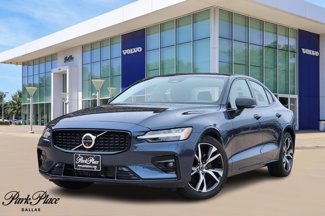 Certified 2025 Volvo S60 B5 Plus image 1