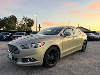 Used 2015 Ford Fusion SE w/ Equipment Group 202A image 1