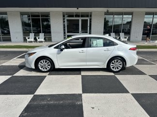 Used 2025 Toyota Corolla LE image 1