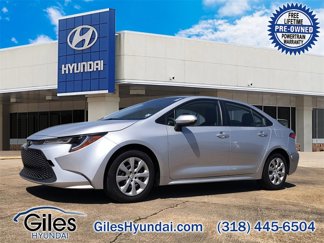 Used 2022 Toyota Corolla LE image 1