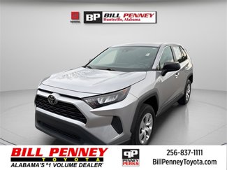 Used 2022 Toyota RAV4 LE image 1