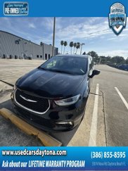 New 2023 Chrysler Pacifica Touring-L image 1