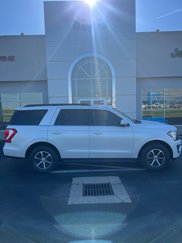 Used 2018 Ford Expedition XLT w/ Equipment Group 201A image 1