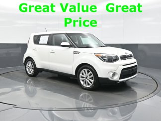 Used 2018 Kia Soul + image 1