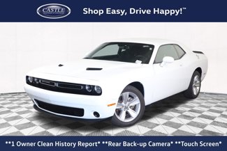 Used 2023 Dodge Challenger SXT image 1