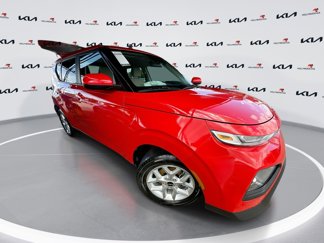 Certified 2022 Kia Soul LX w/ Technology Package image 1