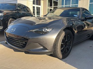 Used 2017 MAZDA MX-5 Miata RF Grand Touring image 1